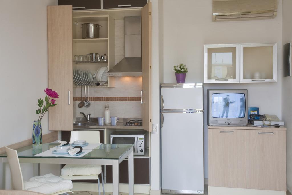 Residence Il Tulipano リッチョーネ エクステリア 写真