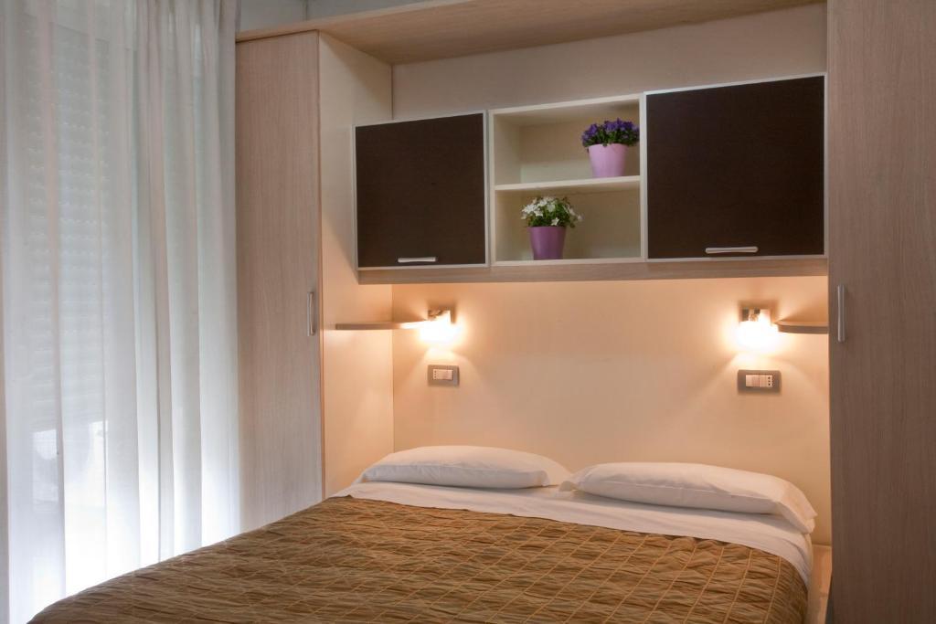 Residence Il Tulipano リッチョーネ 部屋 写真