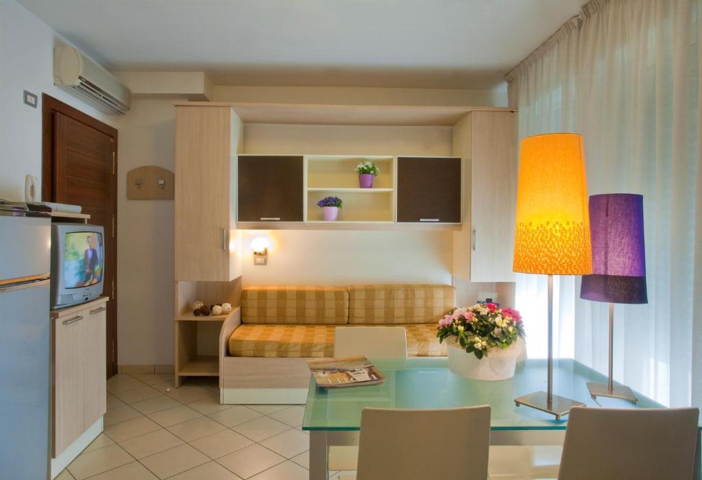 Residence Il Tulipano リッチョーネ 部屋 写真