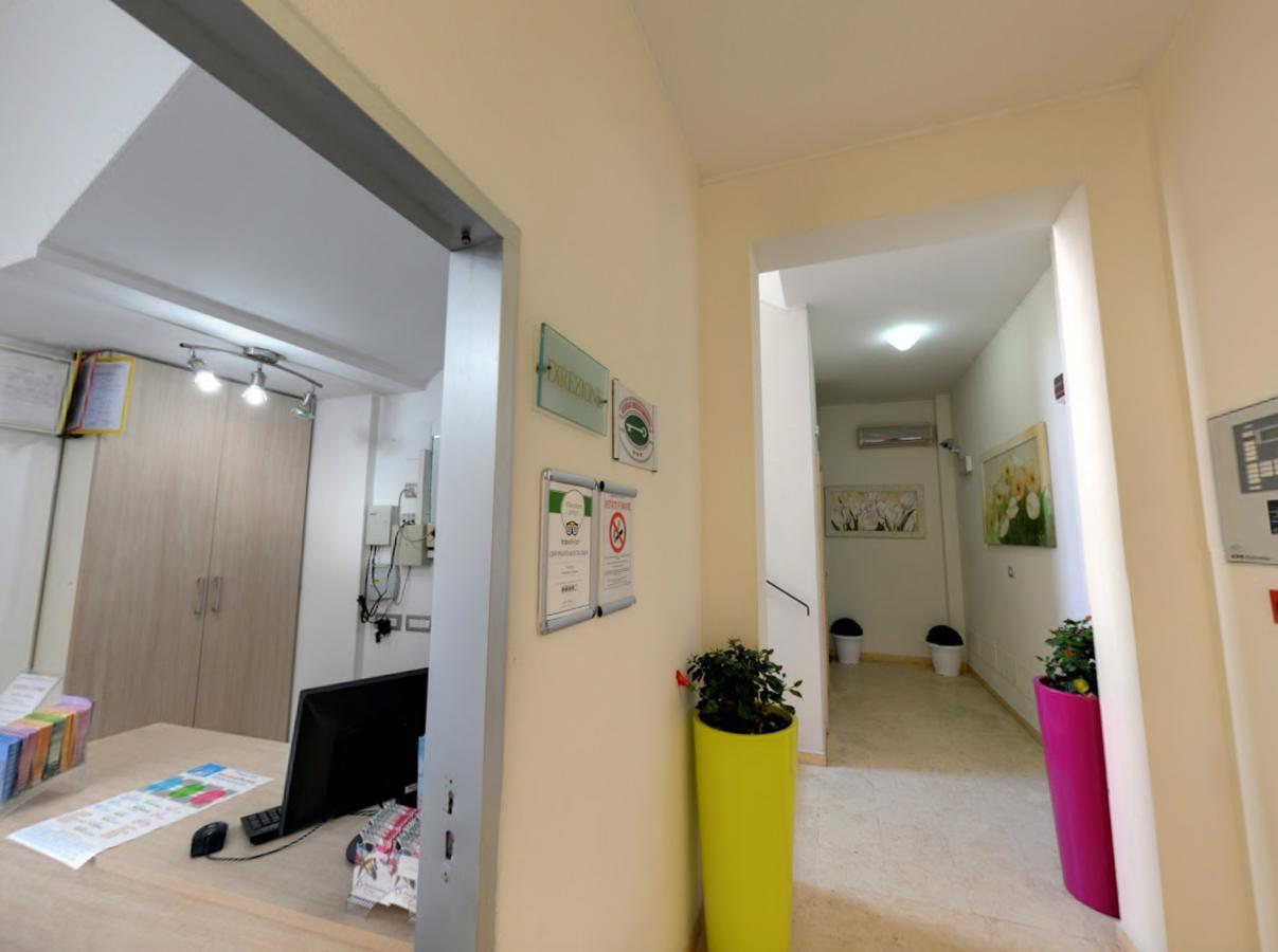 Residence Il Tulipano リッチョーネ エクステリア 写真