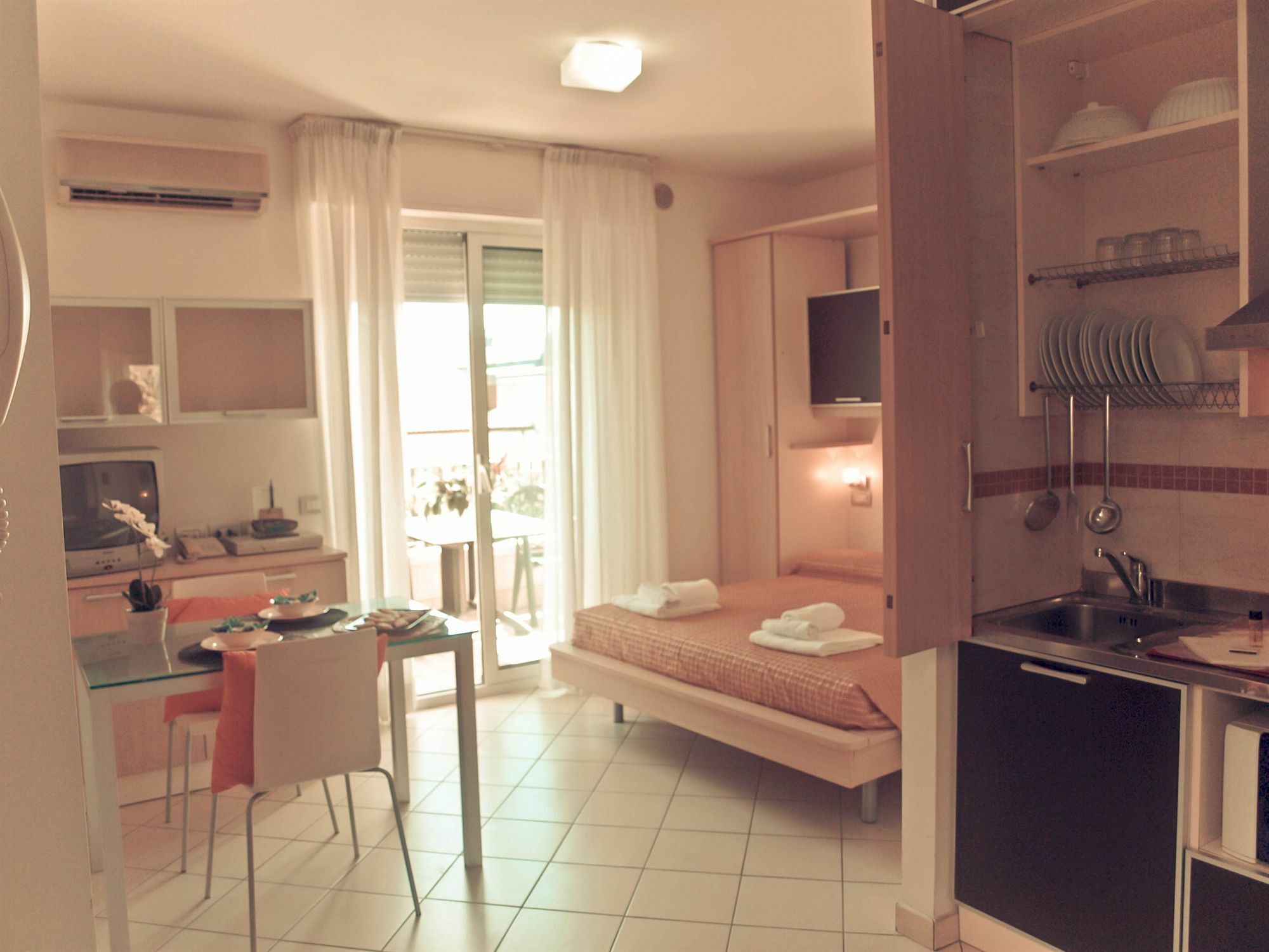 Residence Il Tulipano リッチョーネ エクステリア 写真